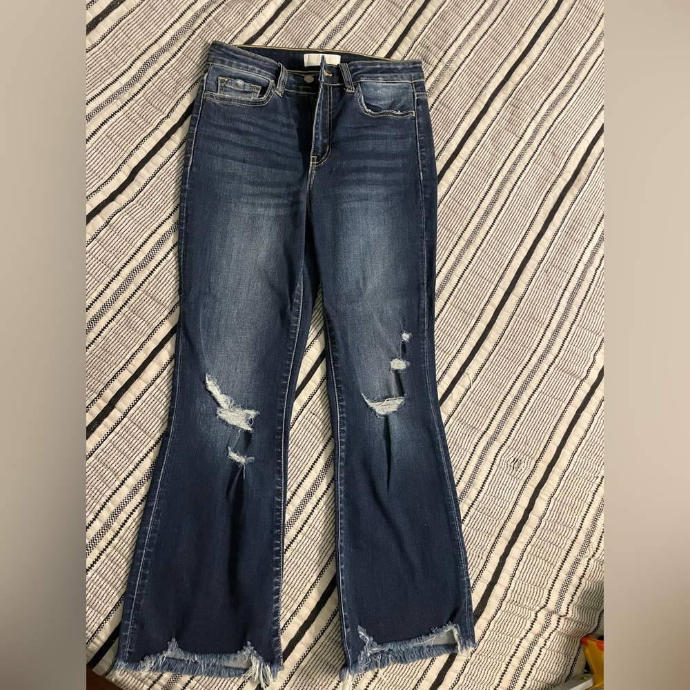Worn once. Dark wash. Cropped flare
